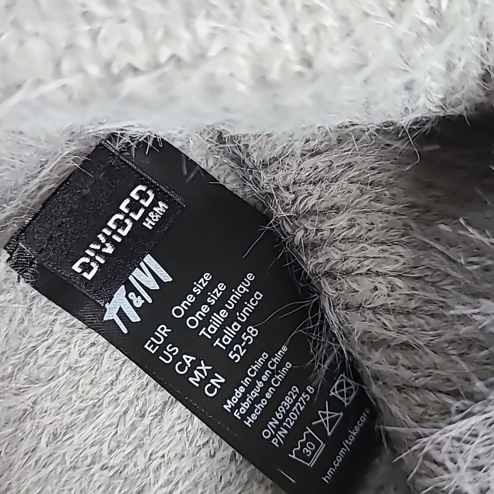 H&M Light Gray Fuzzy Knit Beanie